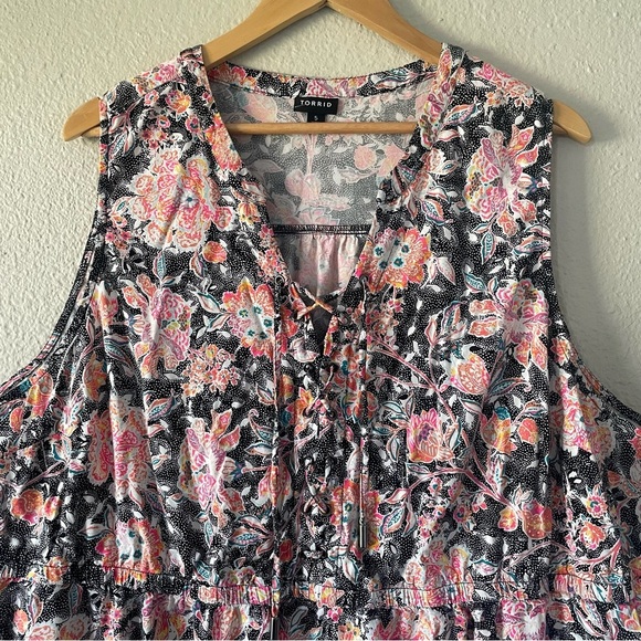 TORRID Babydoll Challis Lace Up Tunic Top Women’s Plus 5X Floral Flowy Pockets - Picture 4 of 14